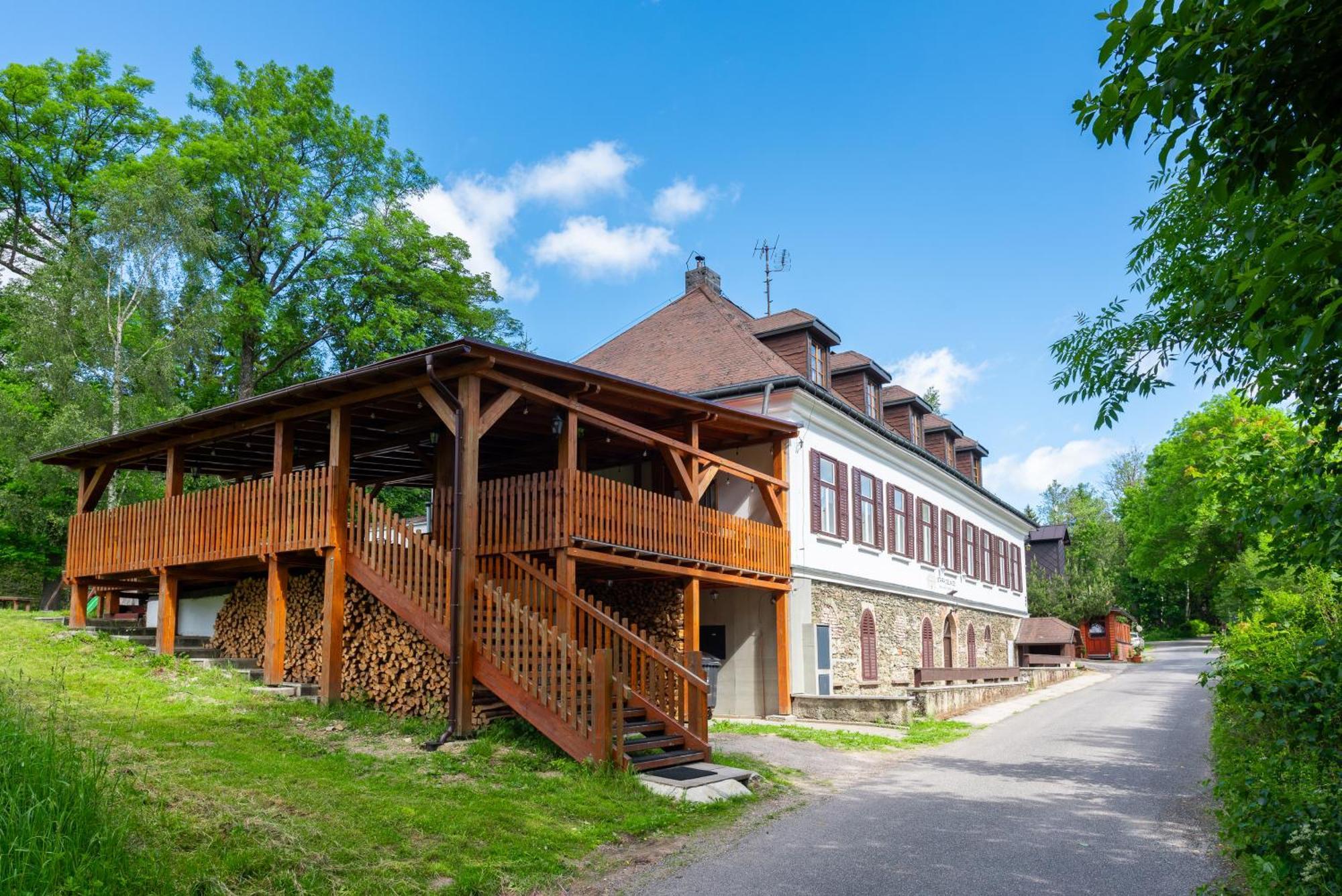Penzion Stara Celnice Pec pod Snezkou Exterior photo